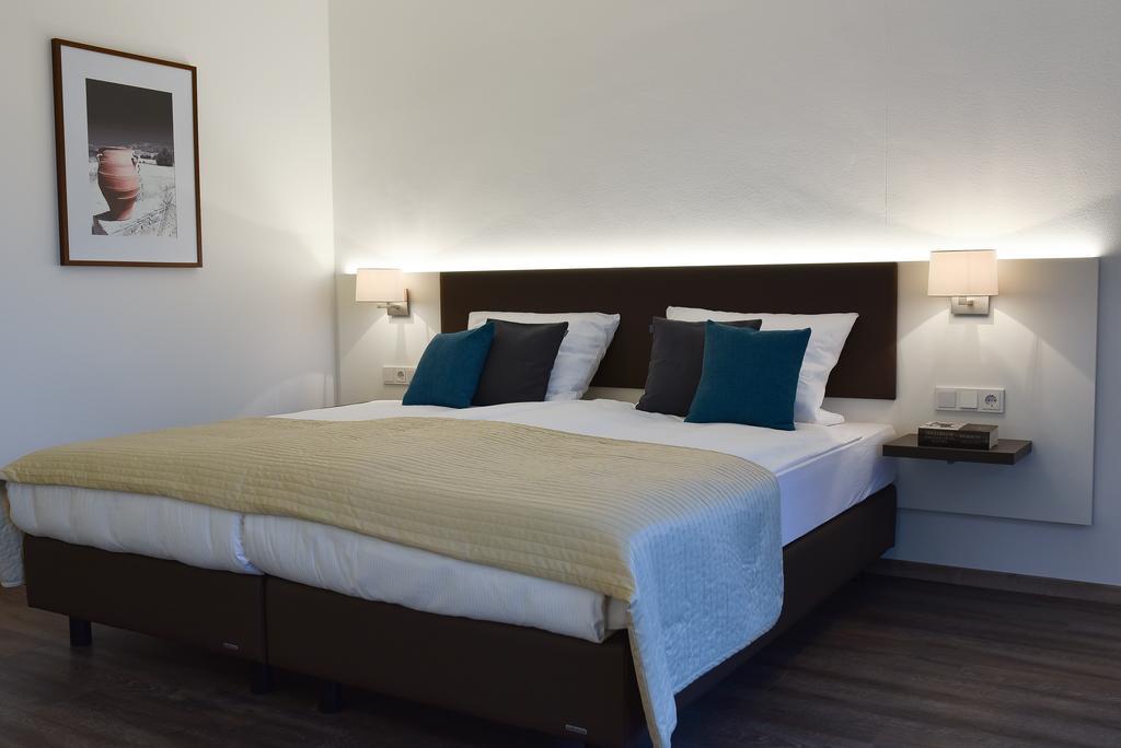 Guesthouse Lichtenau Nußloch Eksteriør bilde